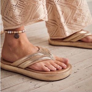 Free People Wonderland Gold Thong Flip Flop Sandal Size 39